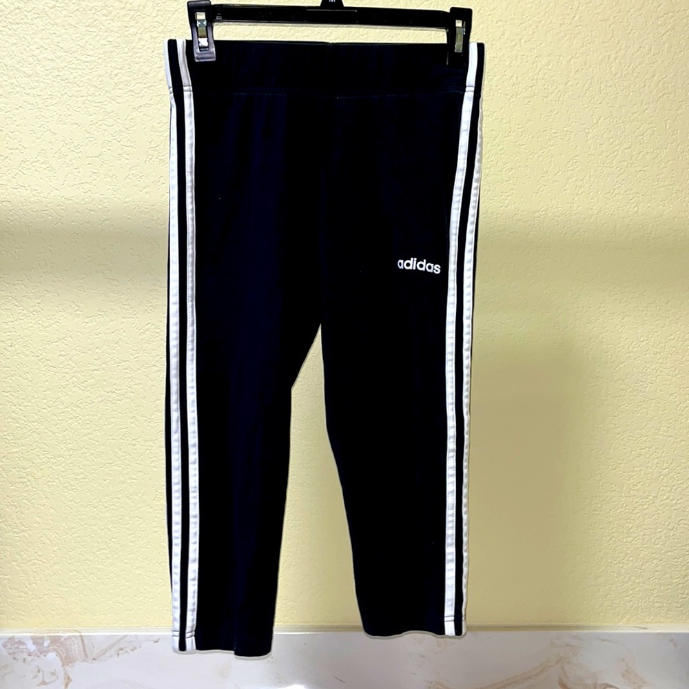 Adidas Capri leggings Size M